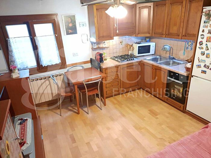 Appartamento bilocale in vendita in San Polo, Venezia