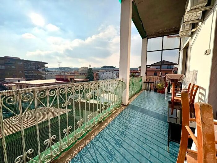 Appartamento quadrilocale in vendita in Via Emilio Scaglione, Napoli