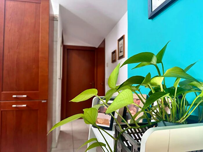 Appartamento trilocale in vendita in Via Antonio Catera, Cosenza