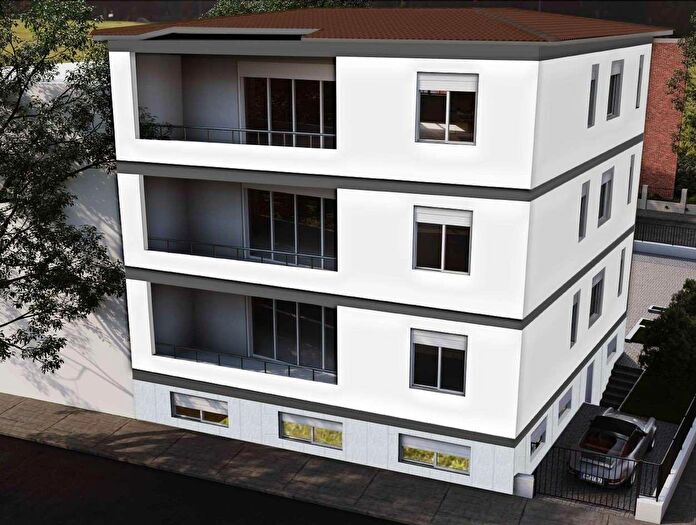 Appartamento quadrilocale in vendita in Via Verdi, Seregno