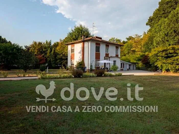 Casa con 6 locali in vendita in Via Don Brioschi, Cazzago Brabbia