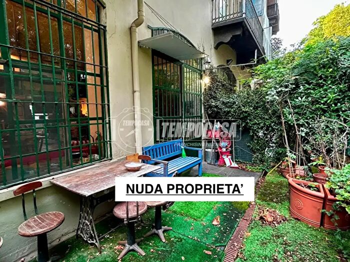 Appartamento trilocale in vendita in Corso Casale, Torino