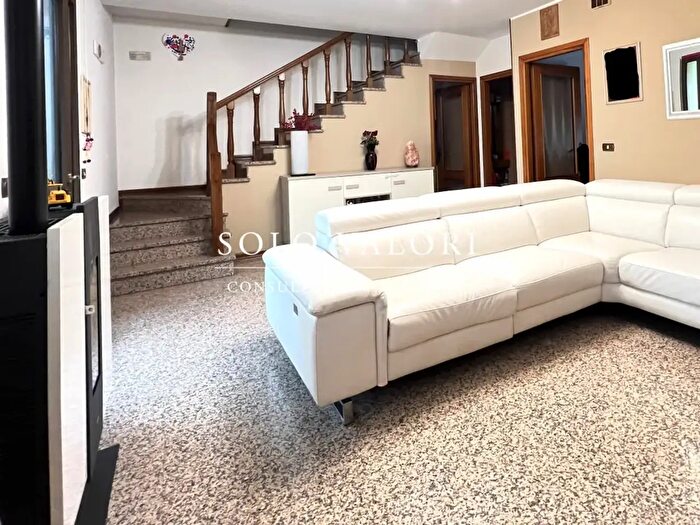 Casa quadrilocale in vendita in Riese Pio X