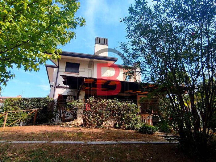 Casa con 5 locali in affitto in Centro, Quarto dAltino