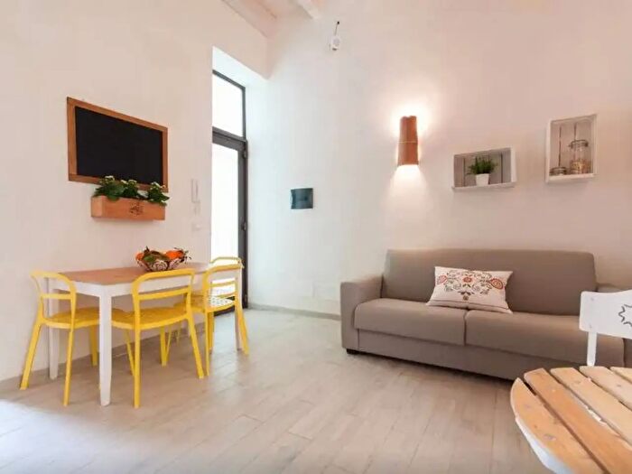 Appartamento bilocale in affitto in Vicolo Carini, Palermo