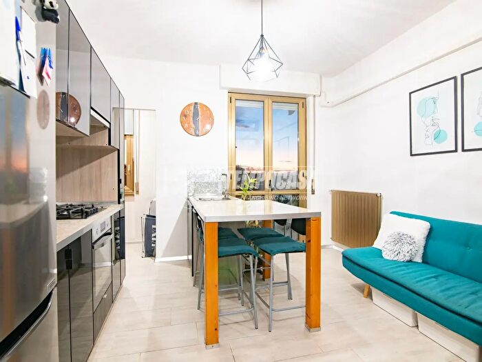 Appartamento trilocale in vendita in Via Privata Giacomo Leopardi, Vaprio DAdda