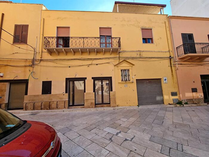 Casa con 5 locali in vendita in Via Sarzana Marsala, Marsala