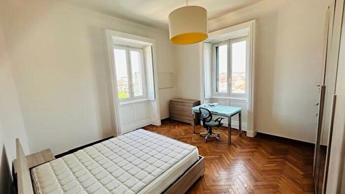 Appartamento quadrilocale in affitto in Via Spartaco, Cadore, Milano