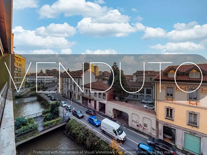 Appartamento bilocale in vendita in Via Pesa del Lino, Monza