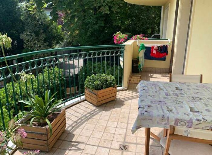 Appartamento trilocale in vendita in Viale Armando Diaz, Riccione