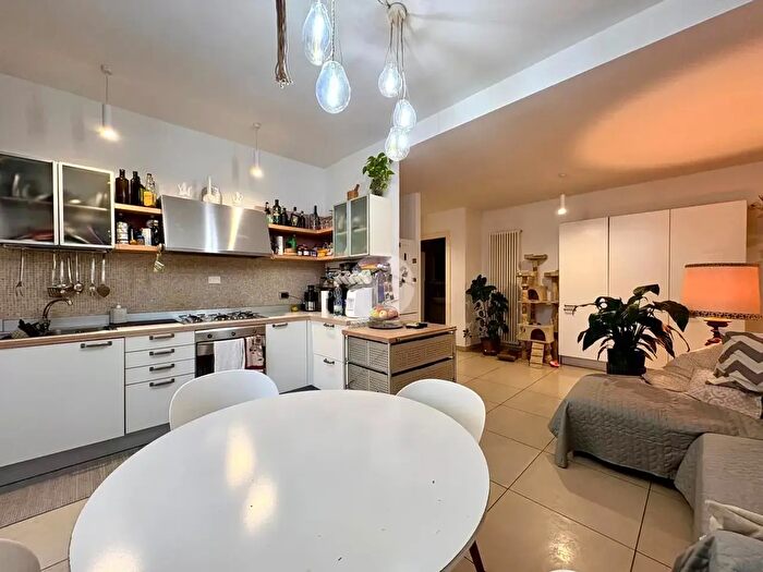 Appartamento quadrilocale in vendita in Viale Aurelio Minguzzi, Rimini