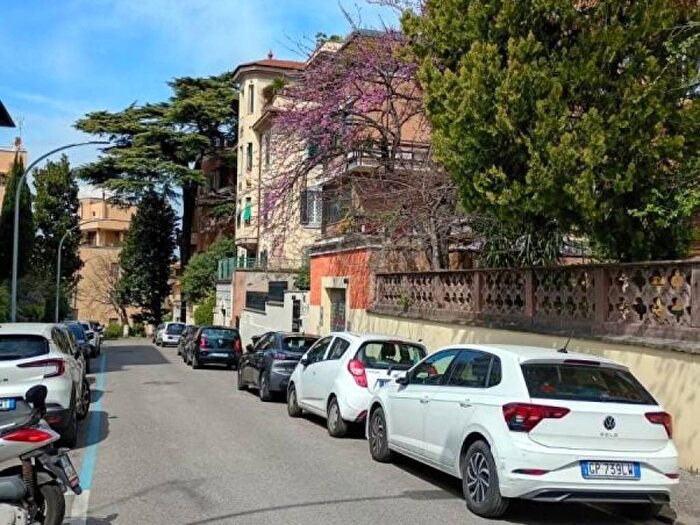 Appartamento con 5 locali in affitto in San Saba Caracalla, Roma