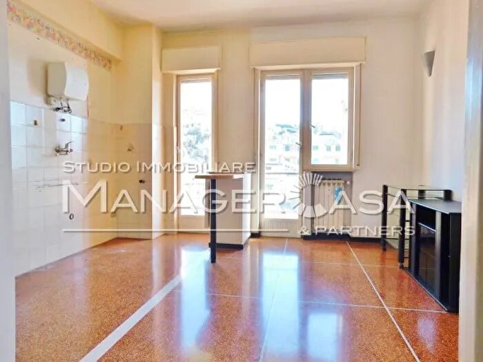 Appartamento bilocale in vendita in Corso Luigi Andrea Martinetti, Genova