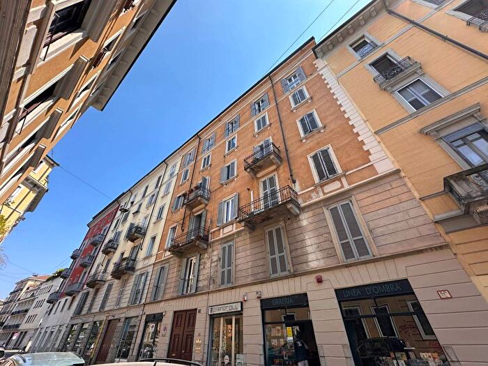 Appartamento monolocale in affitto in Via San Calocero, Genova Ticinese, Milano