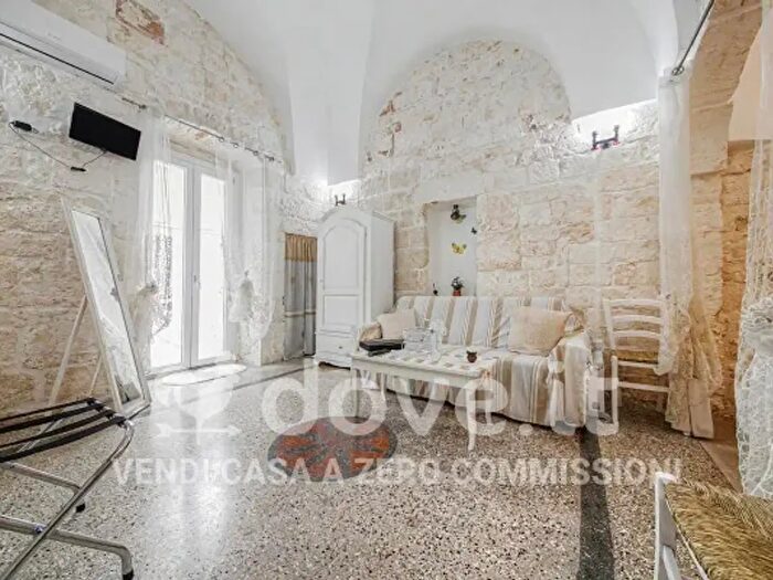 Casa trilocale in vendita in Via Pietro Galvani, Ostuni