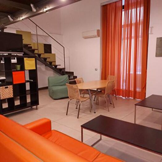 Appartamento bilocale in affitto in Via Egiziaca a Pizzofalcone, Napoli