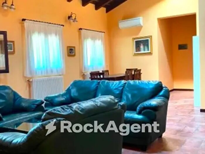 Appartamento trilocale in affitto in Maranello