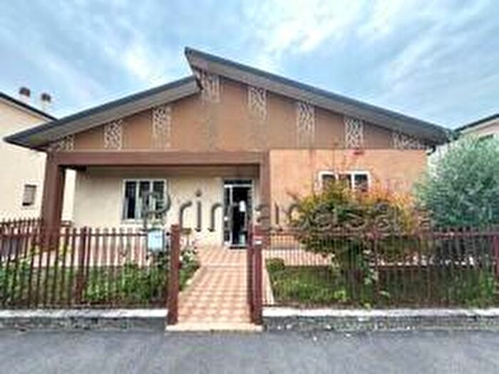 Casa trilocale in vendita in Via, Montecchia Di Crosara