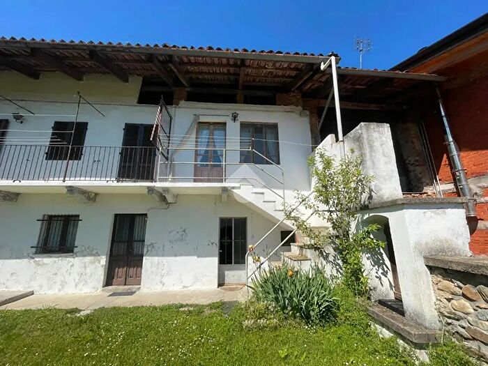 Casa trilocale in vendita in Strada del Casino, Castellamonte