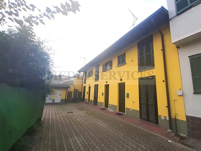 Casa bilocale in vendita in Via SS Nazzaro E Celso N°, Sannazzaro De Burgondi