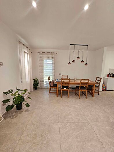 Casa con 6 locali in vendita in Rimini
