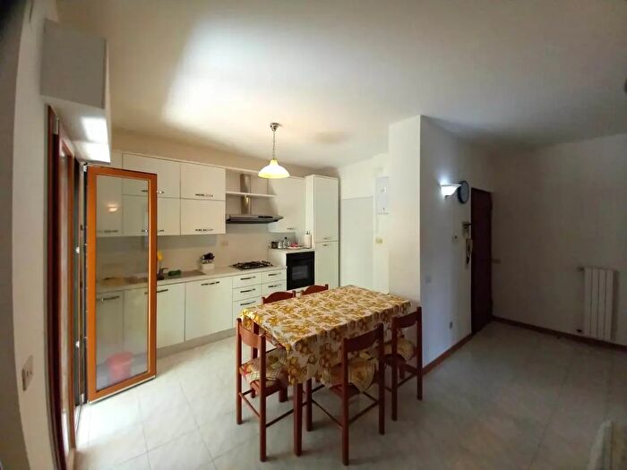 Appartamento trilocale in affitto in Via Spartaco Lavagnini, Rosignano Marittimo