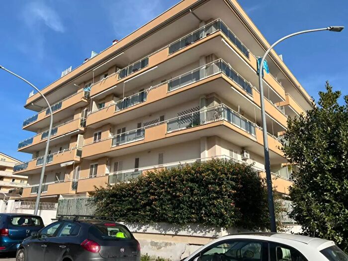 Appartamento quadrilocale in vendita in Via Ludovico Ariosto, San Nicola La Strada