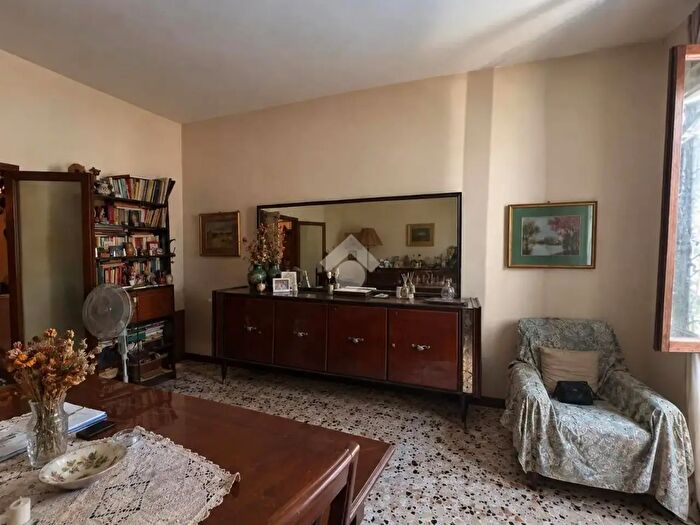Appartamento trilocale in vendita in Sestiere Cannaregio, Venezia