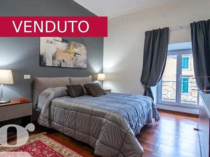 Appartamento trilocale in vendita in Via degli Scipioni, Roma