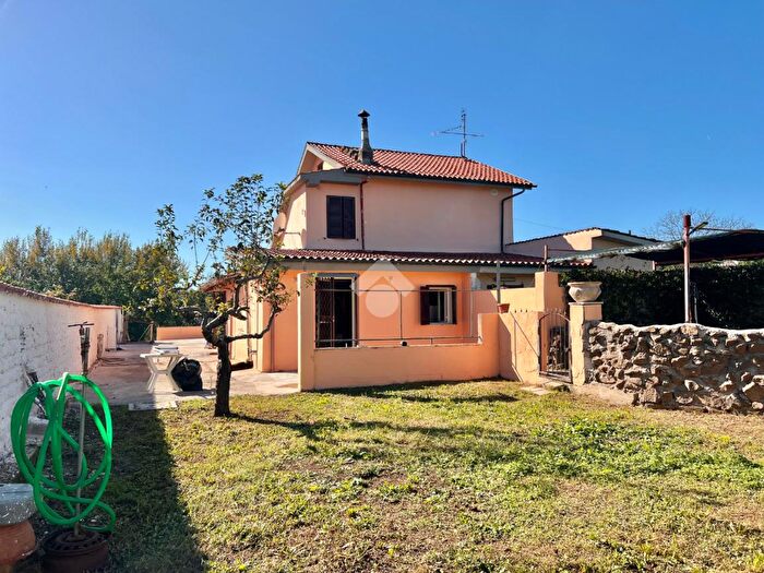 Casa trilocale in vendita in Colle Canale, Valmontone