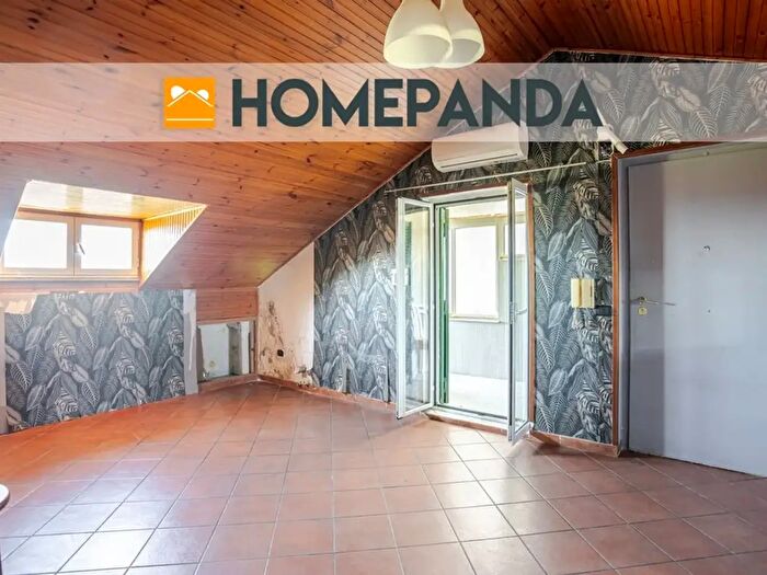 Appartamento con 6 locali in vendita in Via Ripuaria, Giugliano In Campania