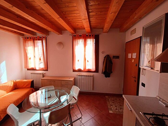 Appartamento bilocale in affitto in Via San Francesco, Centro, Adria