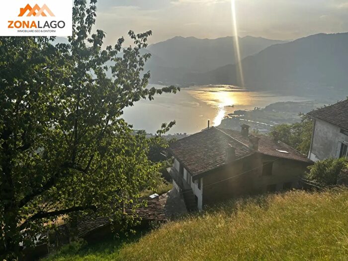 Casa con 5 locali in vendita in Localita Giglio, Pisogne