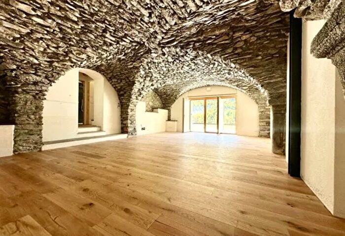 Appartamento trilocale in vendita in Sauze Di Cesana