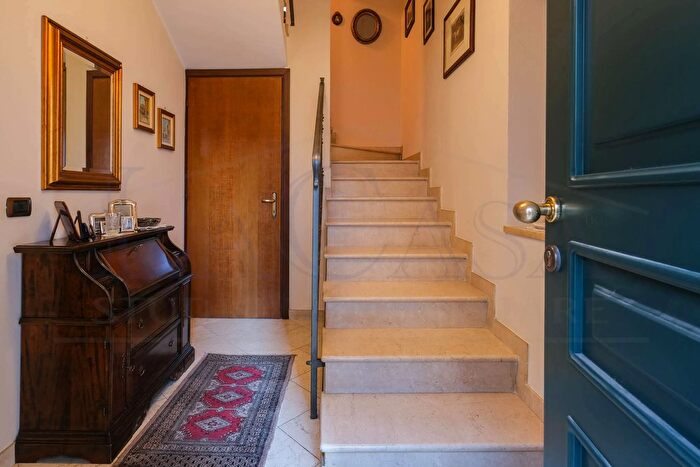 Casa quadrilocale in vendita in Via Luzzago Snc, Brescia