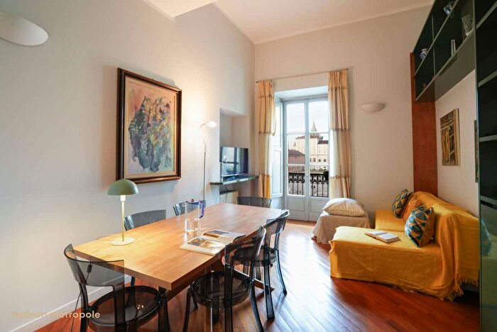 Appartamento monolocale in affitto in Piazza Castello, Torino