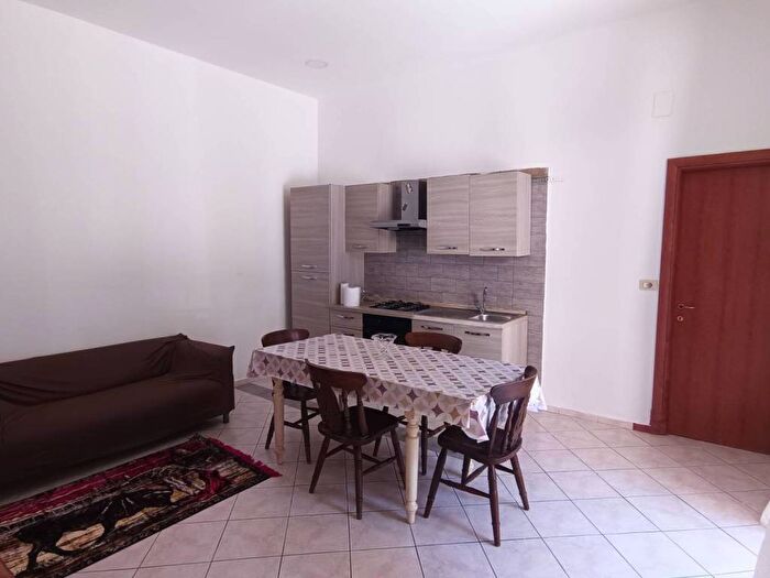 Appartamento trilocale in affitto in Via Gaetano Matarazzo, Santa Maria Capua Vetere
