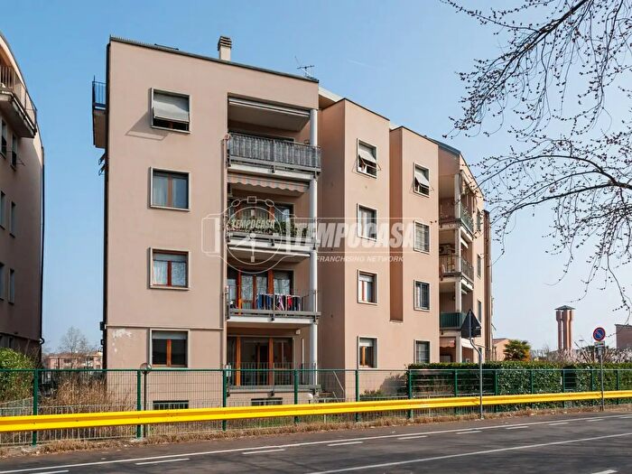 Appartamento bilocale in vendita in Largo Remo Coen, Parma