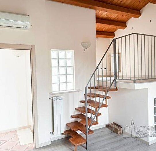 Appartamento trilocale in affitto in Via Roma, Centro, Badia Polesine