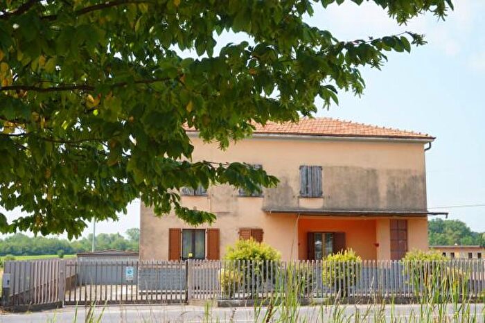 Appartamento con 5 locali in vendita in Via Don Angelo Pedrinelli, Carvico