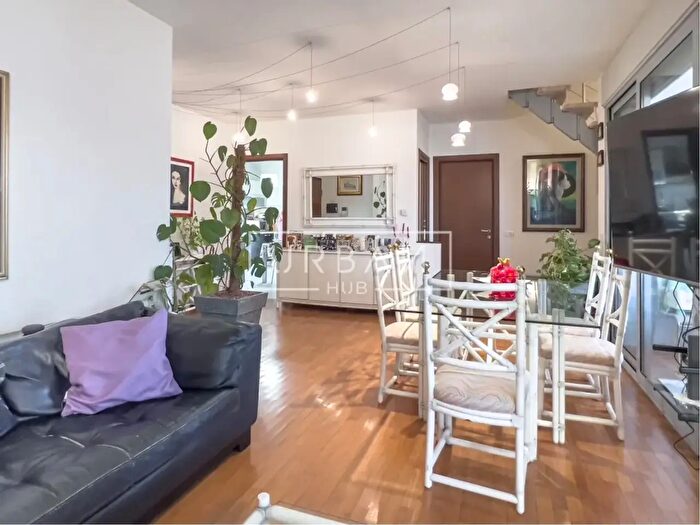 Appartamento con 5 locali in vendita in Forli