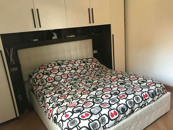 Appartamento monolocale in affitto in Via Pescara, Roma