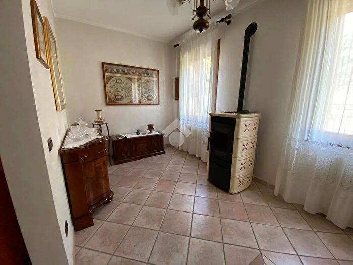 Casa con 6 locali in vendita in Via Arzenton, Arre