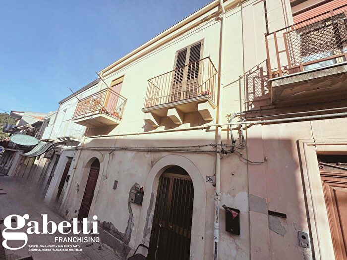 Appartamento bilocale in vendita in Via Randazzo, Patti