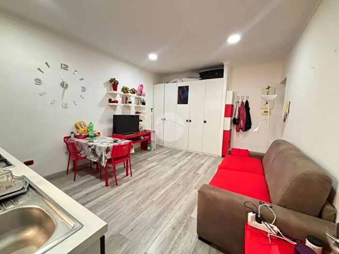 Appartamento monolocale in vendita in Via Alcide Cervi, Napoli