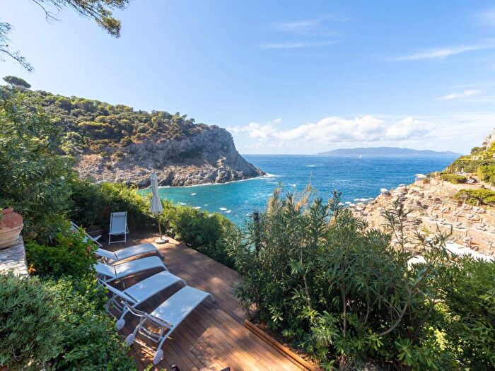 Casa con 6 locali in affitto in Località Calapiccola, Porto Santo Stefano, Monte Argentario