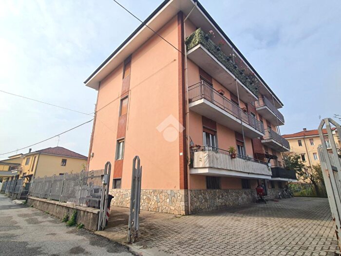 Appartamento quadrilocale in vendita in Via Vincenzo Gioberti, Bra