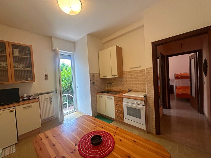 Appartamento trilocale in affitto in Chiavari