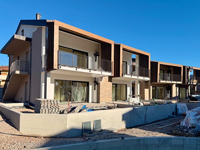 Appartamento trilocale in vendita in Via Pozzo dellAmore, Affi