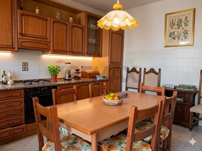 Appartamento quadrilocale in affitto in Via Catalogna, Castelfranco Piandiscò